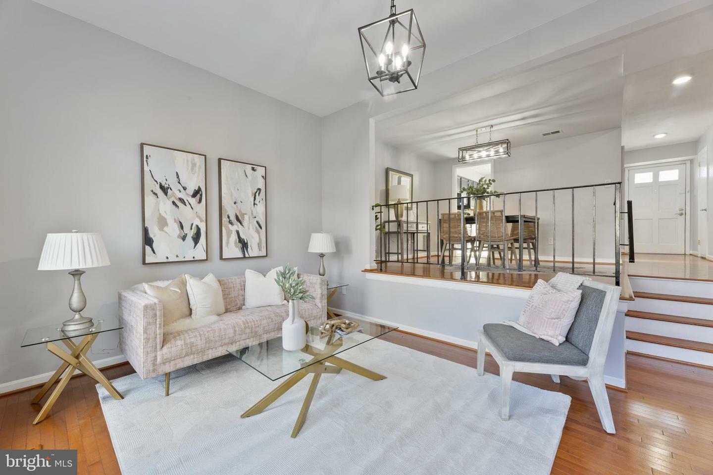 2472 Windbreak Drive  Alexandria VA 22306 photo