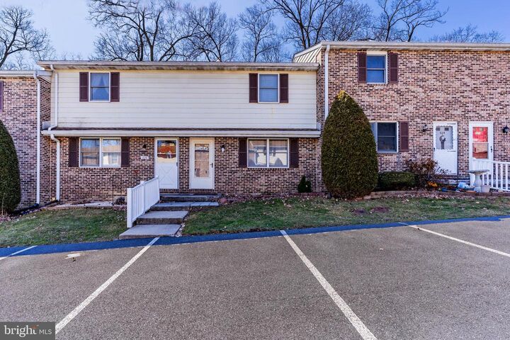 627 Gates Lane  Enola PA 17025 photo