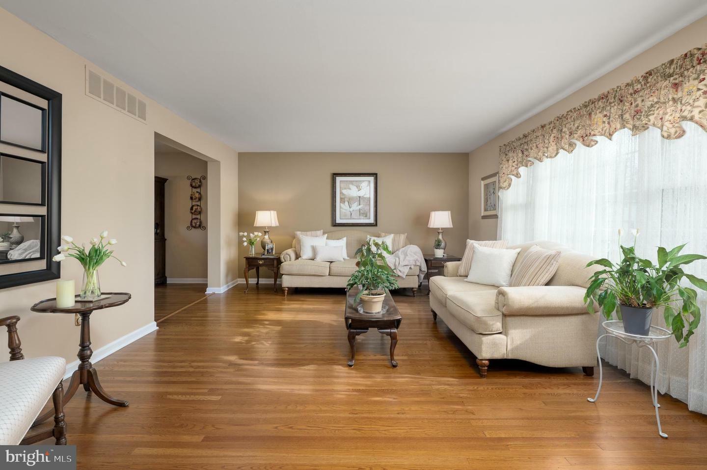 Property Photo:  204 St David  NJ 08054 