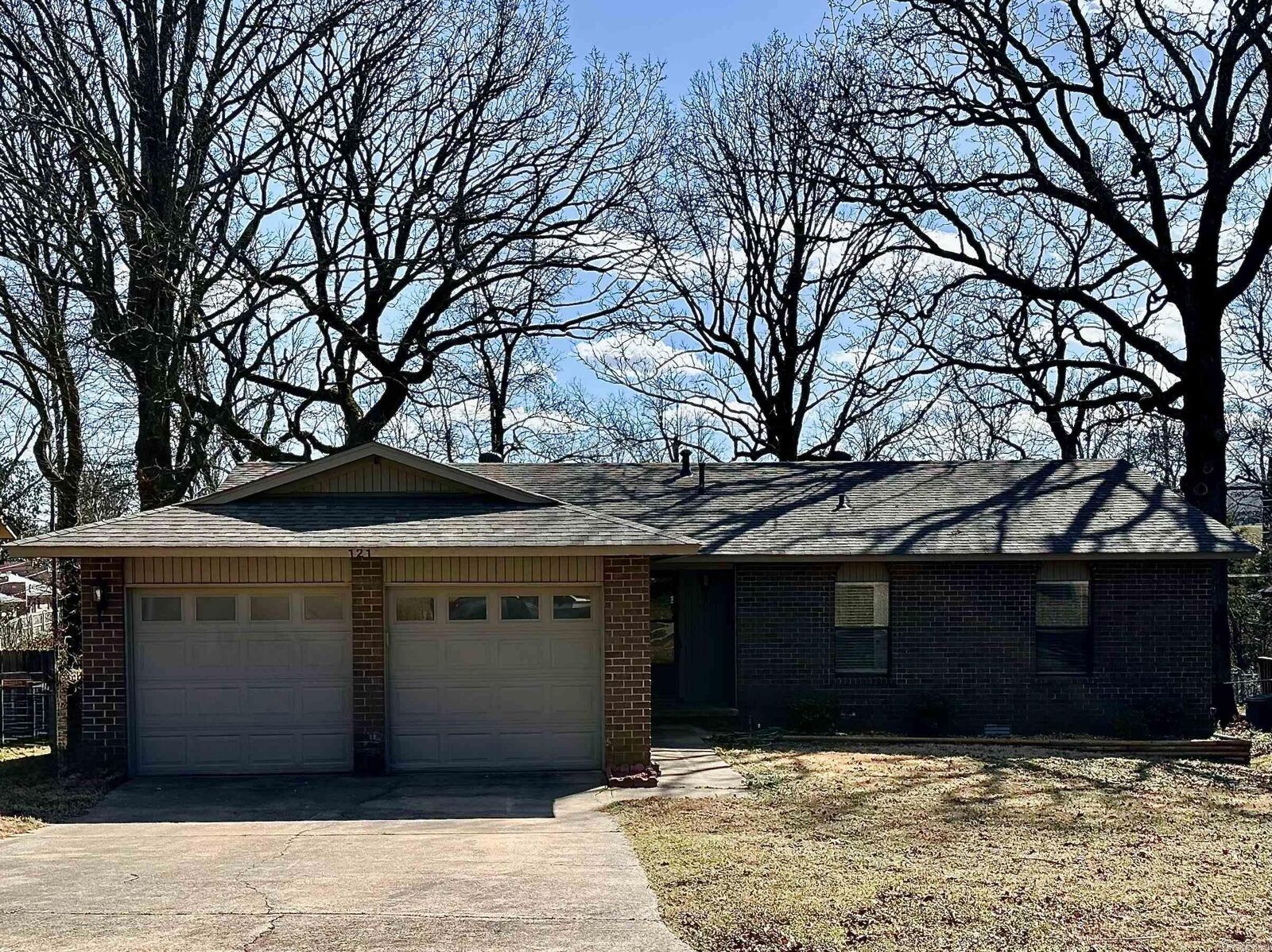 Property Photo:  121 Robin Glen Dr  AR 72120 