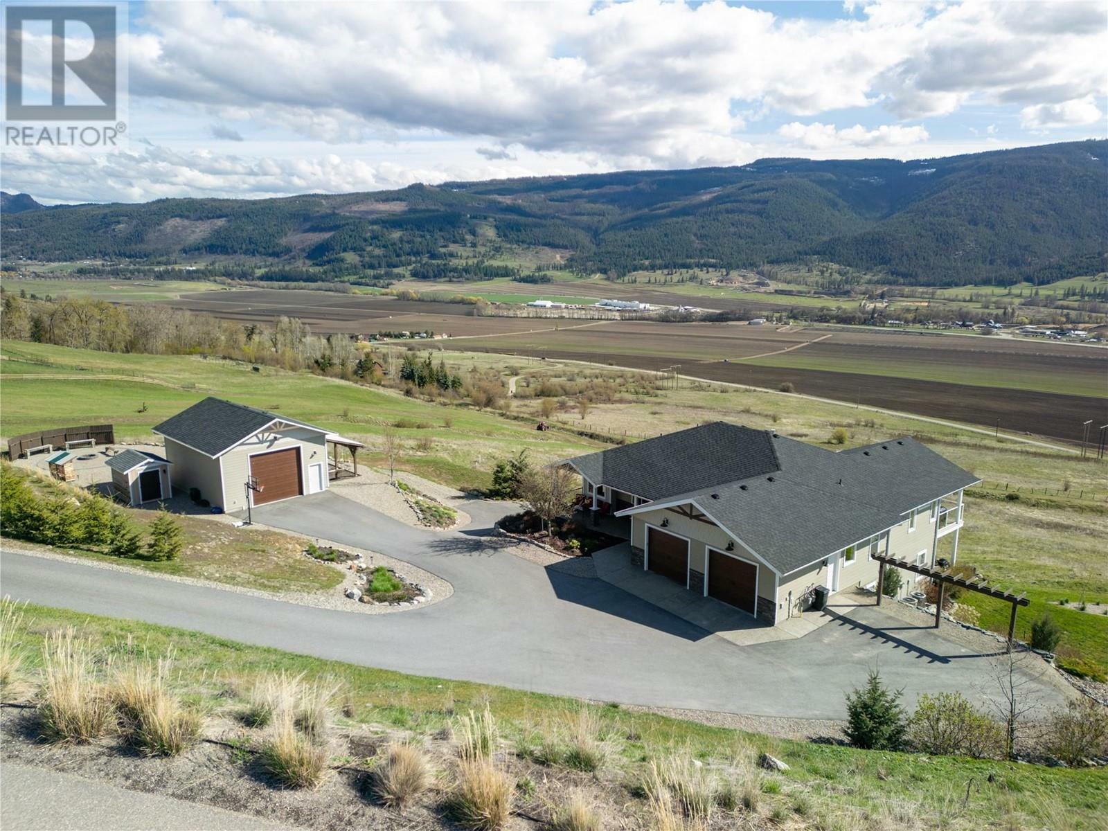 98 Ranchland Place  Coldstream BC V1B 4C9 photo