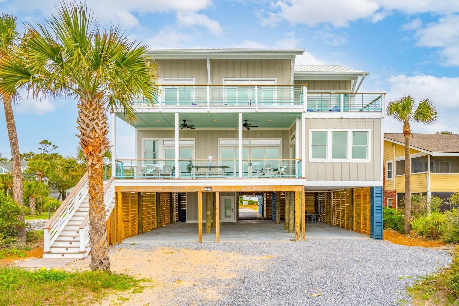 Property Photo: 220 W Arctic Avenue SC 29439