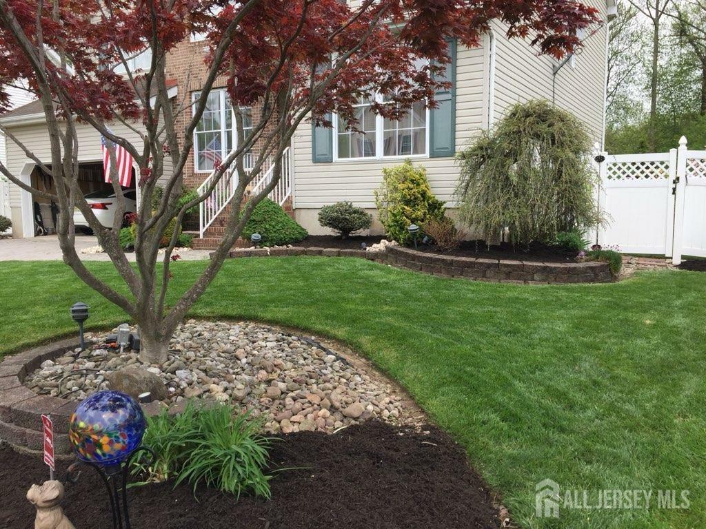 Property Photo: 17 Putnam Road NJ 08852