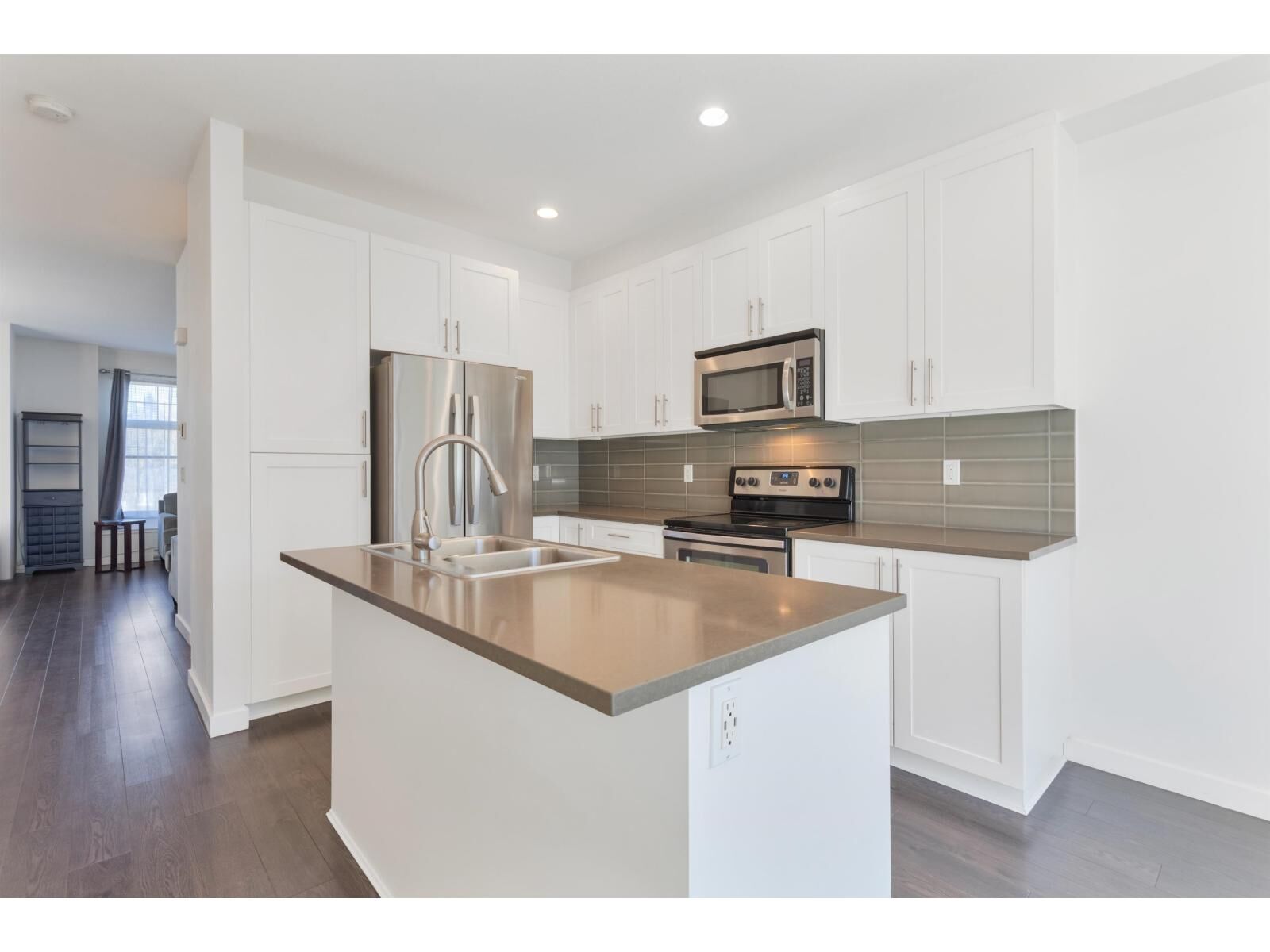 Property Photo:  15788 104 14  BC V4N 6M6 