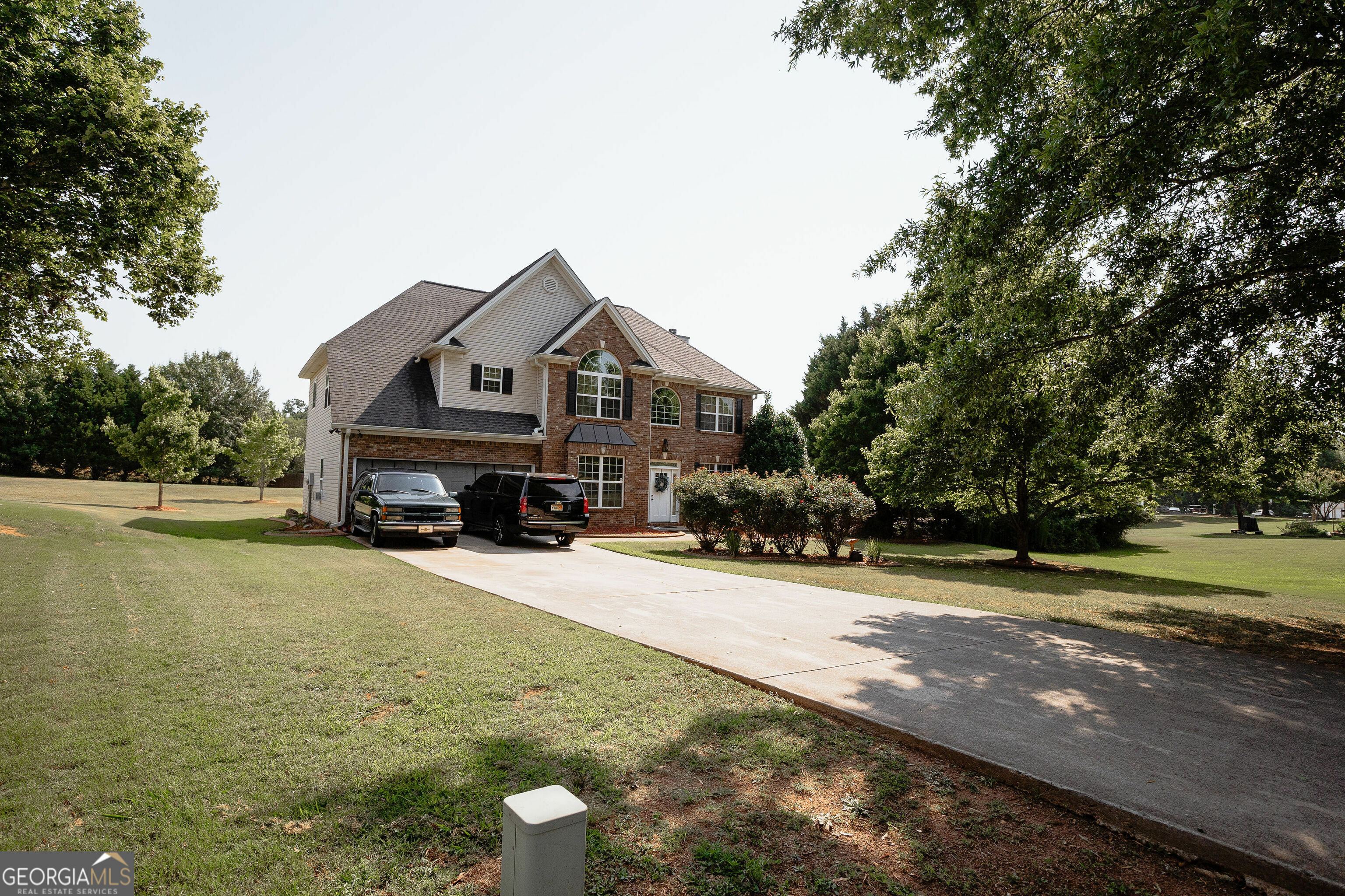 Property Photo: 424 Norman Court GA 30228