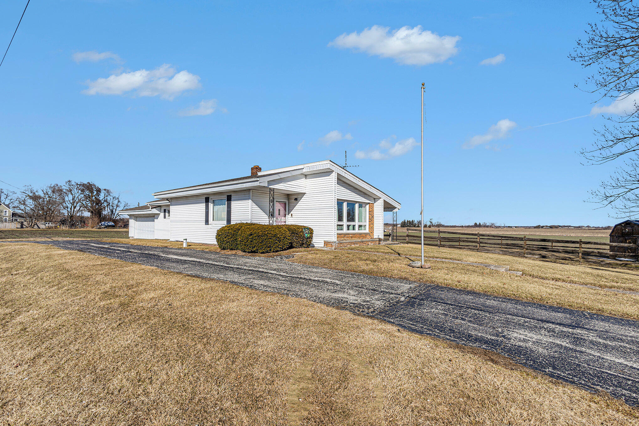 Property Photo:  721 S State Rd 2  IN 46341 