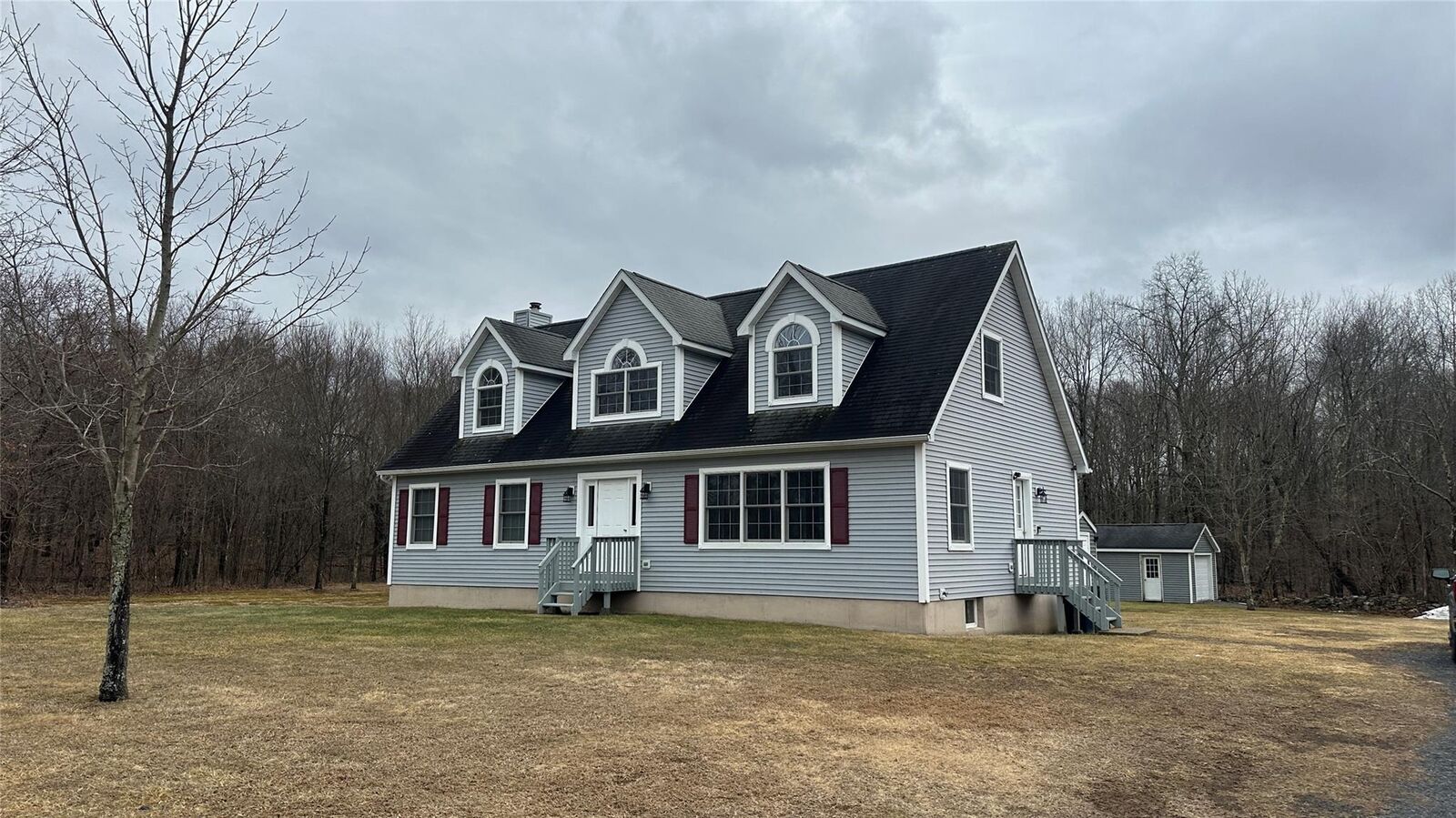 Property Photo: 473 N Riverside Road NY 12528