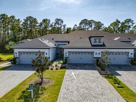 Property Photo: 829 Pinewood Drive FL 32174
