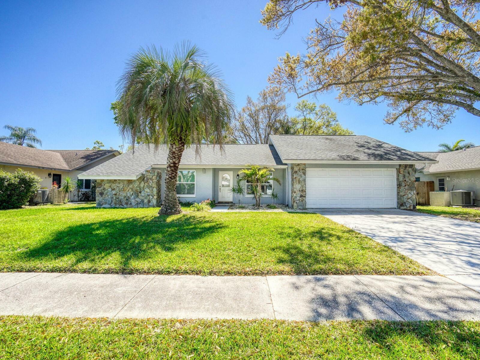 Property Photo: 2988 Pinewood Run FL 34684