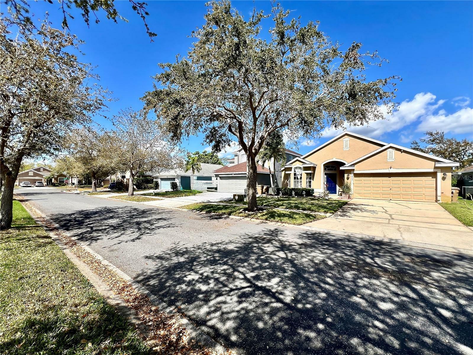 Property Photo: 2707 Barnsley Lane FL 34744