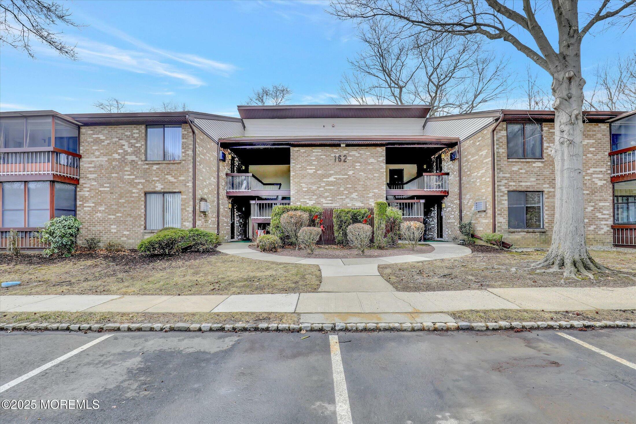 162 Cross Slope Court B  Manalapan NJ 07726 photo