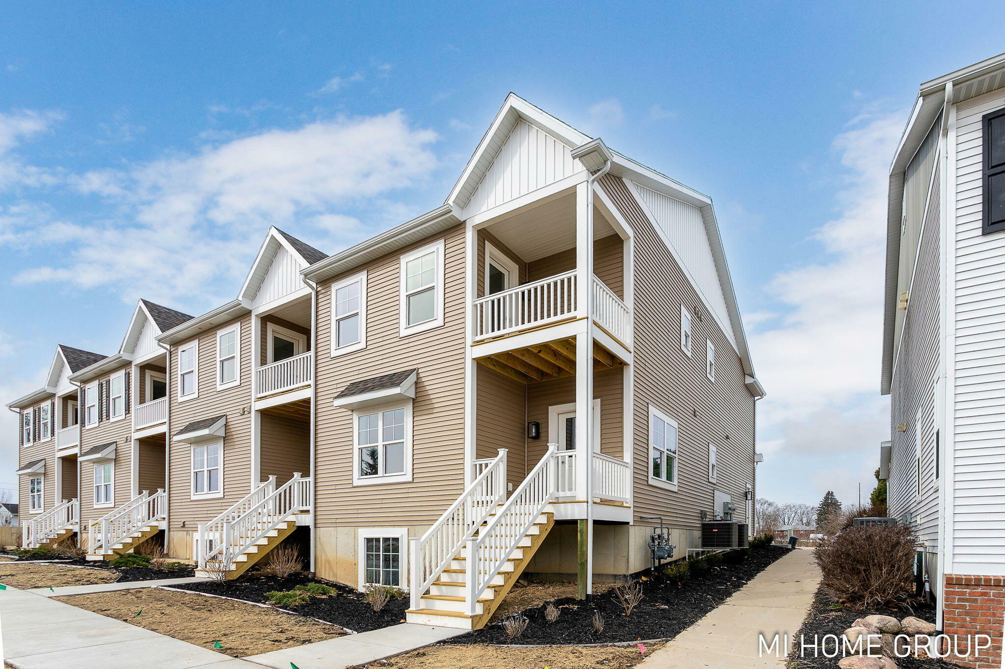 Property Photo: 3616 Buckingham Lane MI 49426