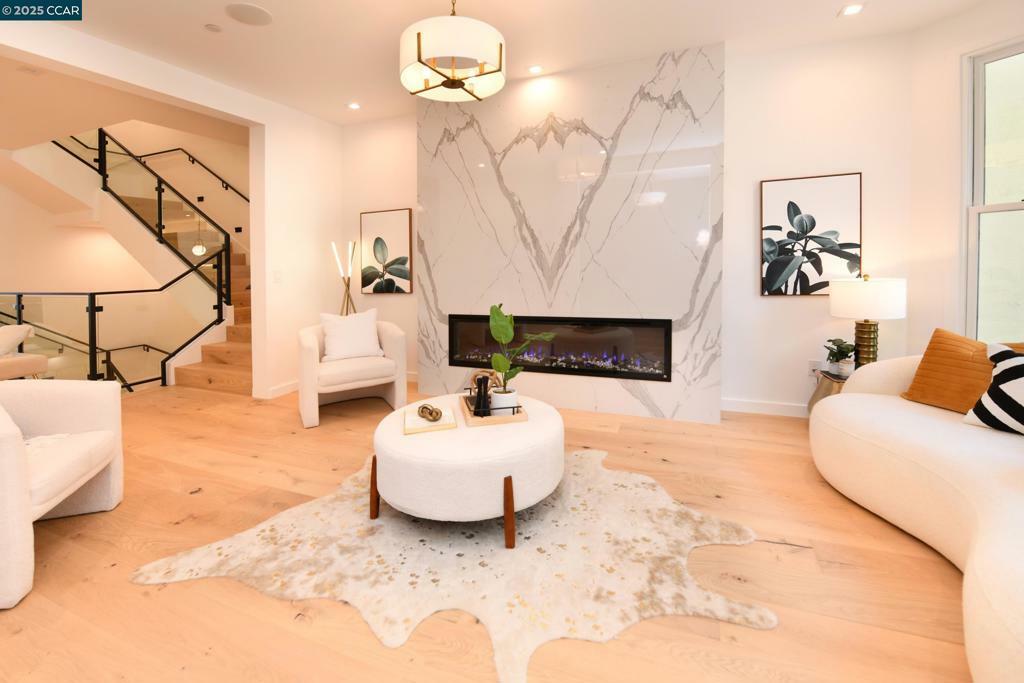 Property Photo: 3169 Washington St CA 94115