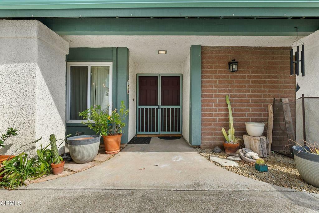 Property Photo:  1420 La Paz Drive  CA 93023 