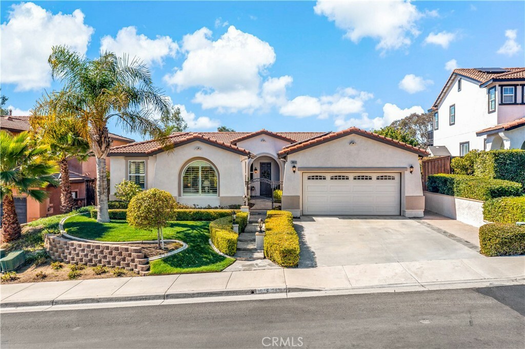 Property Photo: 38693 Clearbrook Drive CA 92563