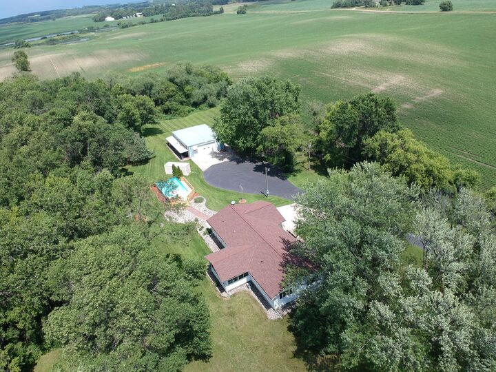 Property Photo:  1001 1st Avenue NW  MN 56572 