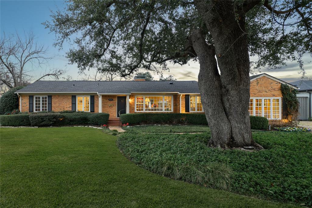 Property Photo: 4314 Southcrest Road TX 75229