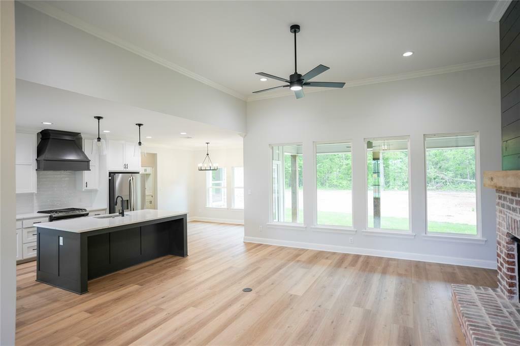 Property Photo: 303 Ridge Drive LA 71078
