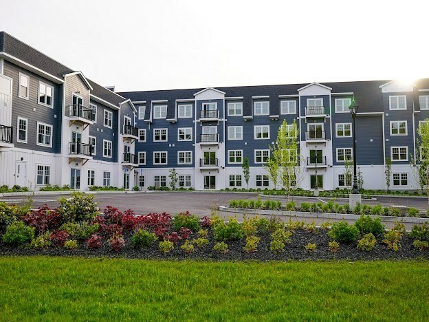 Property Photo: 485 Blue Hills Parkway 27 MA 02186