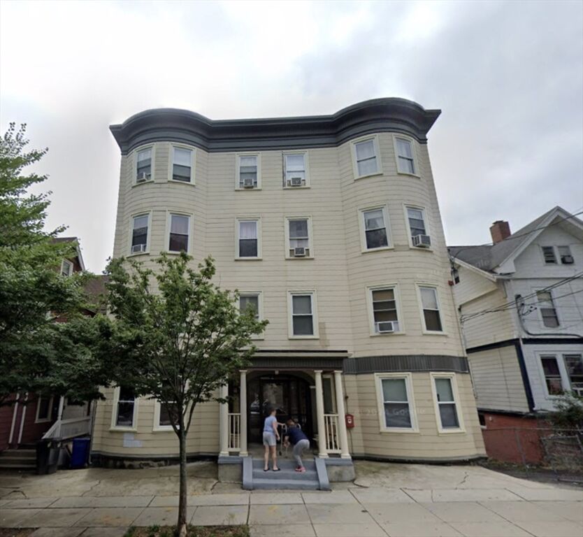 Property Photo:  268 Washington Avenue 15  MA 02150 
