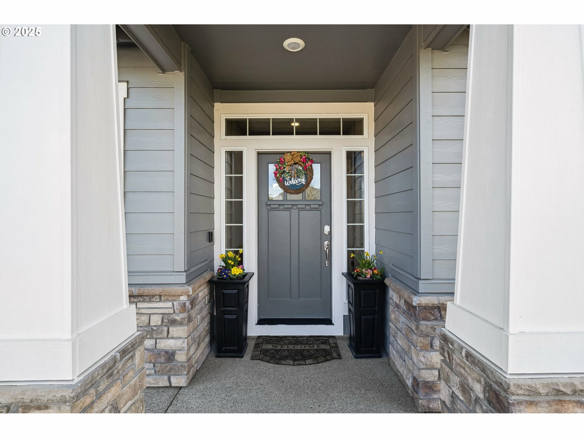 Property Photo: 4737 S 16th Dr WA 98642