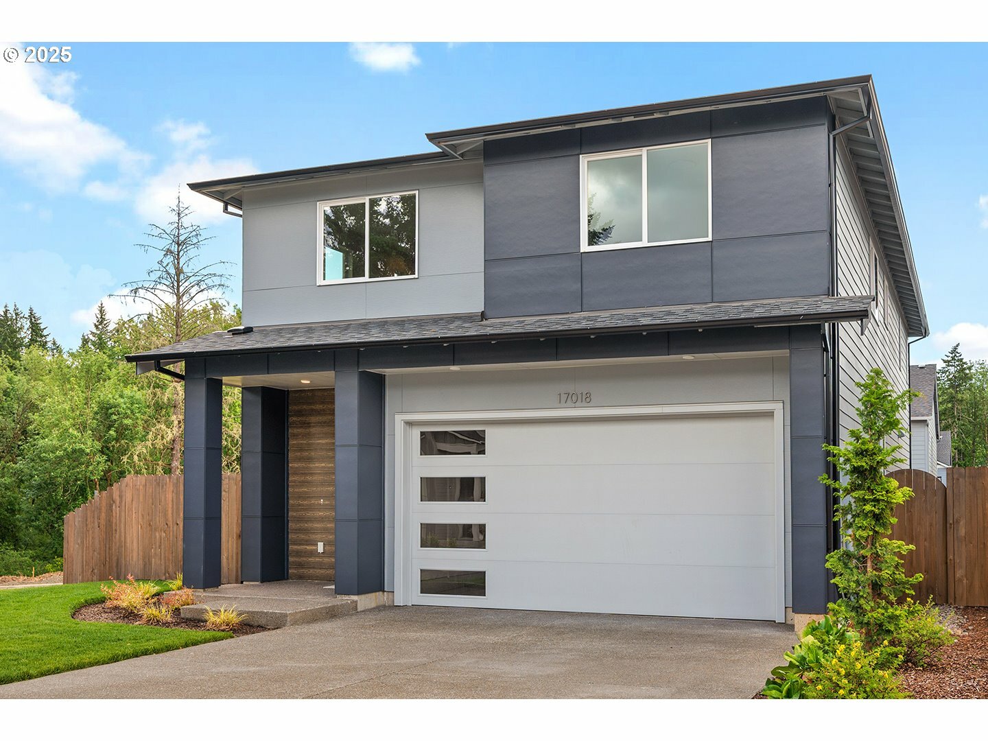 Property Photo: 17018 SW Atfalati Ln OR 97140