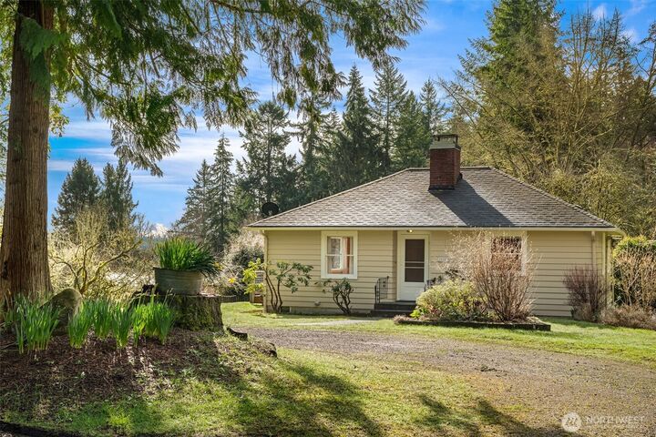 15655  94th Avenue SW  Vashon WA 98070 photo