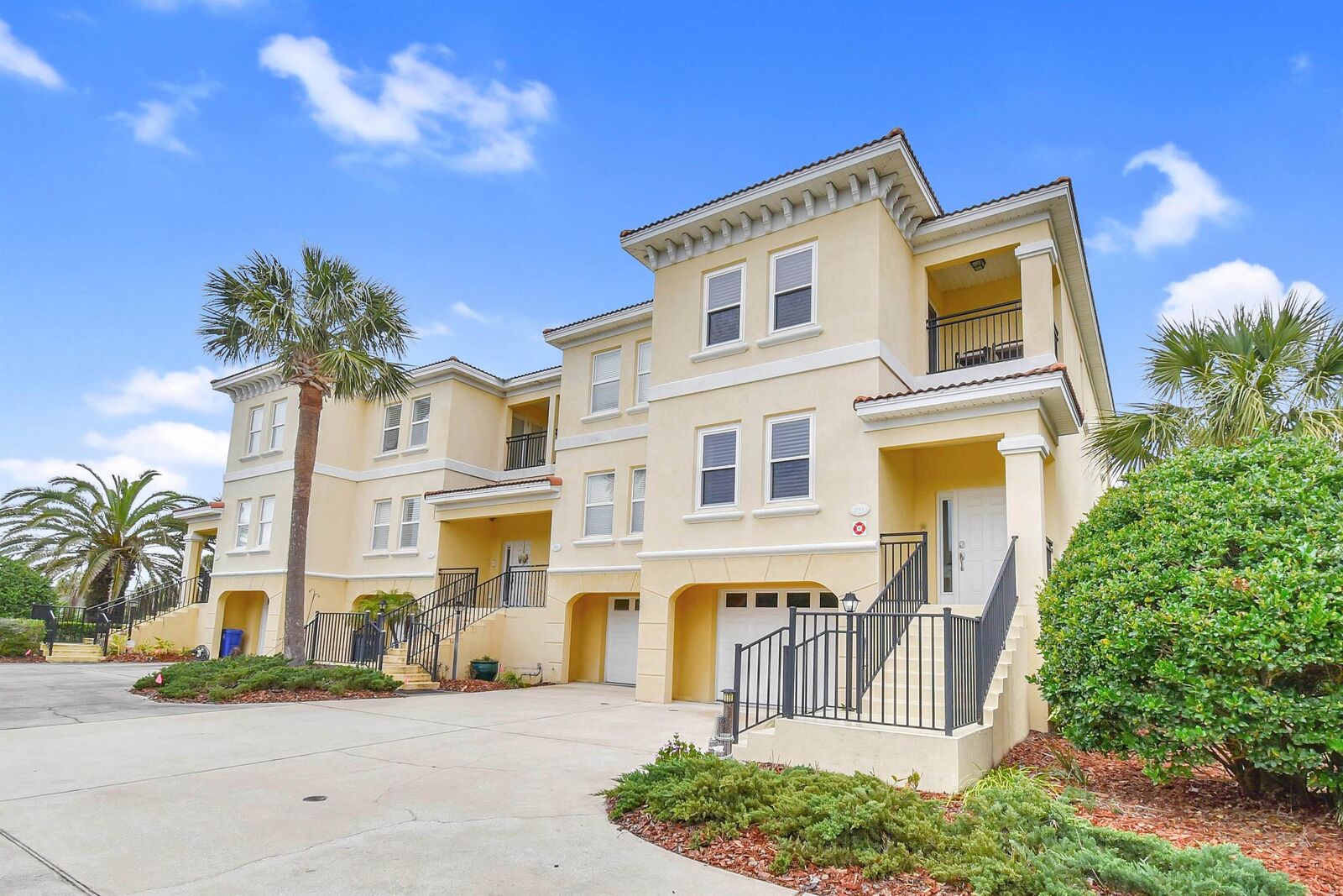 Property Photo:  204 Seagate Lane South  FL 32084 