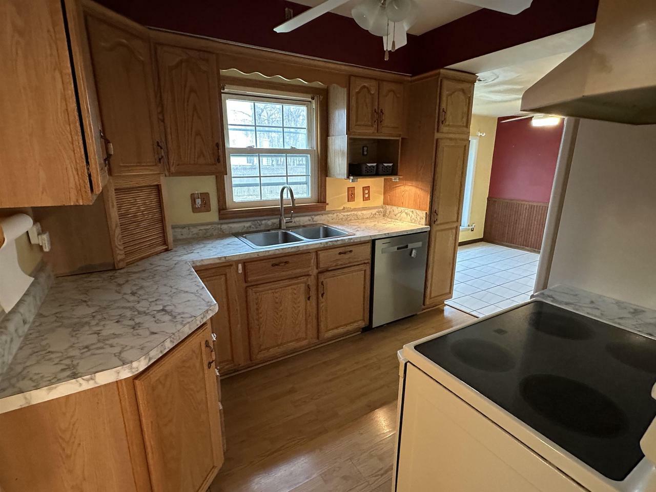 Property Photo: 1818 Edan Court WI 53511
