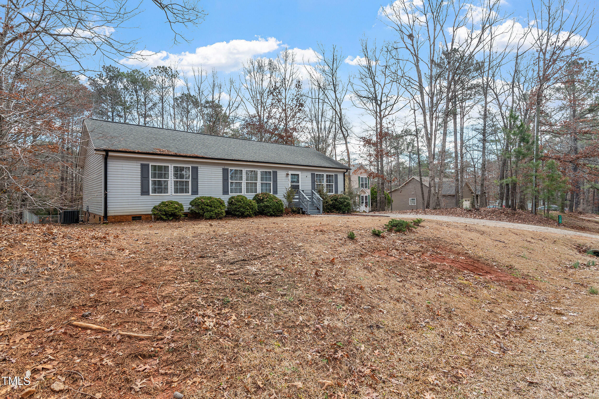 Property Photo:  129 Shawnee Drive  NC 27549 