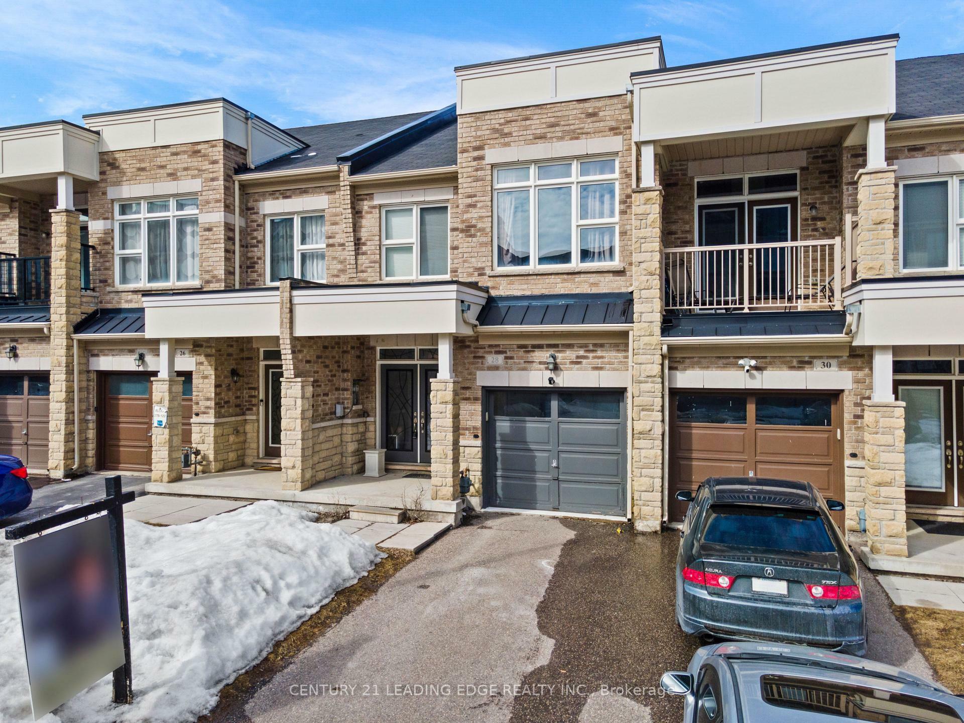 Property Photo: 28 Rougeview Park Crescent ON L6E 0P7