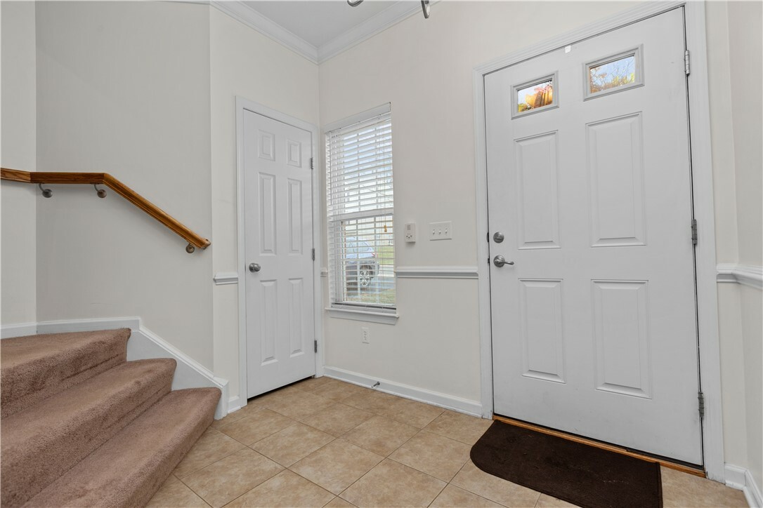 Property Photo:  204 Southern Valley Court  PA 16046 