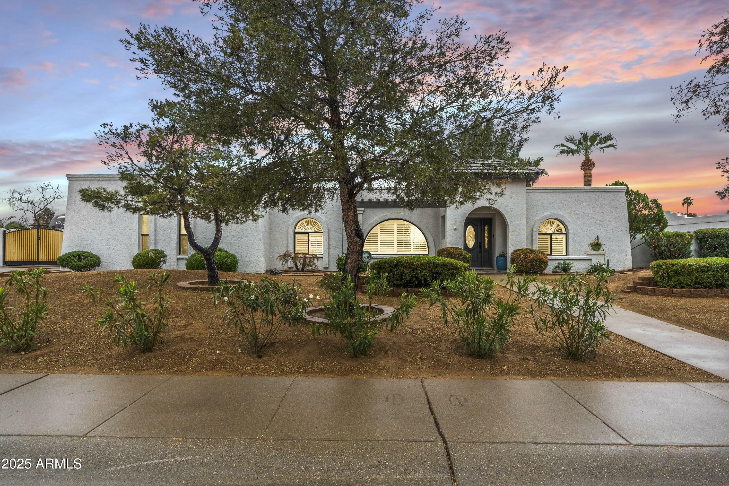 Property Photo:  5629 E Thunderbird Road  AZ 85254 