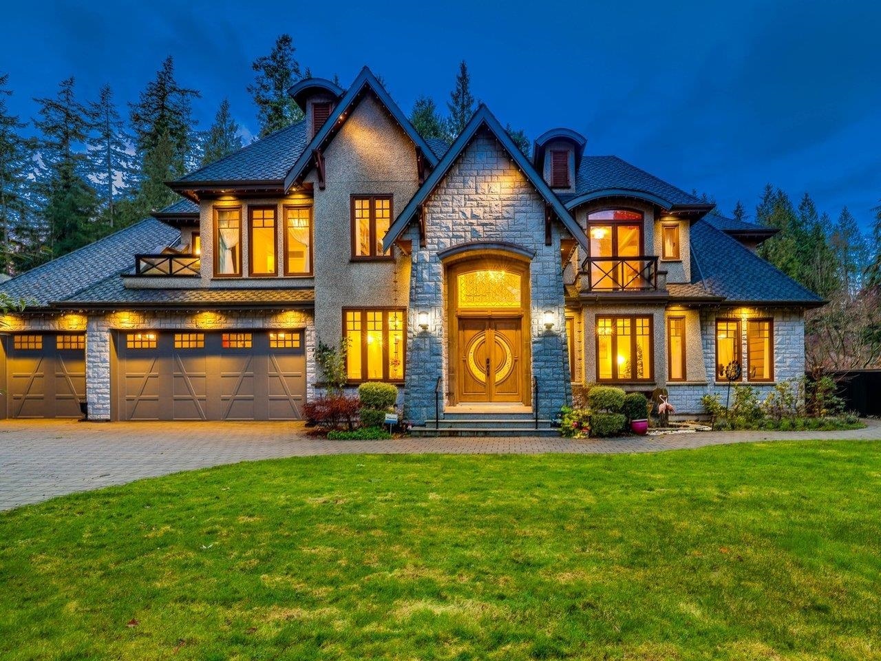Property Photo:  2891 138 Street  BC V4P 1T6 