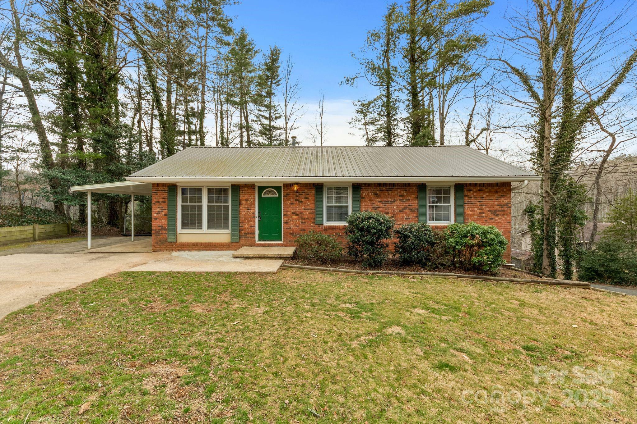 14 S Ridge Place  Arden NC 28704 photo