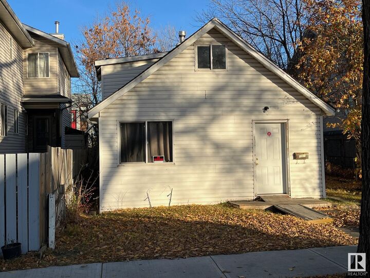 Photo de la propriété: 11911 77 Street NW AB T5B 2G5