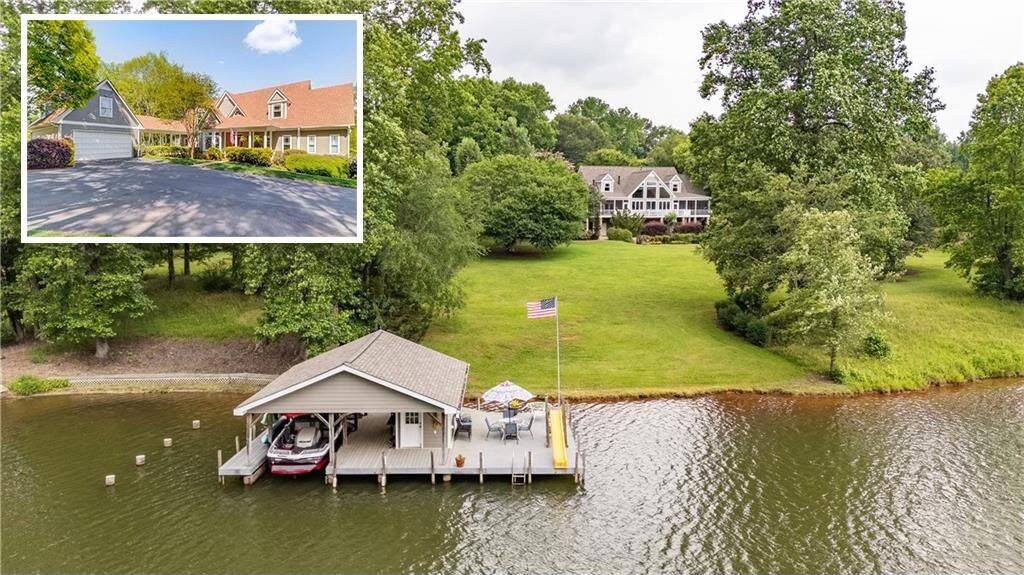 Property Photo:  1126 Shoreline Drive  GA 30549 
