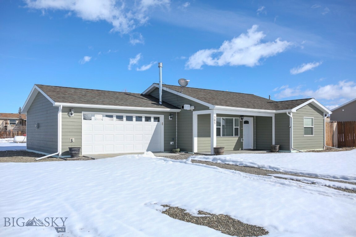305 Lathrop Street W  Clyde Park MT 59018 photo
