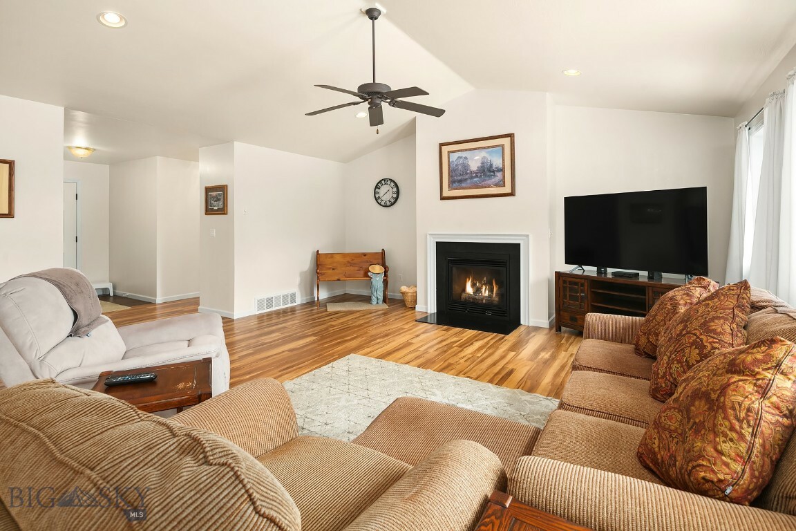 Property Photo: 713 N Aster Avenue MT 59718