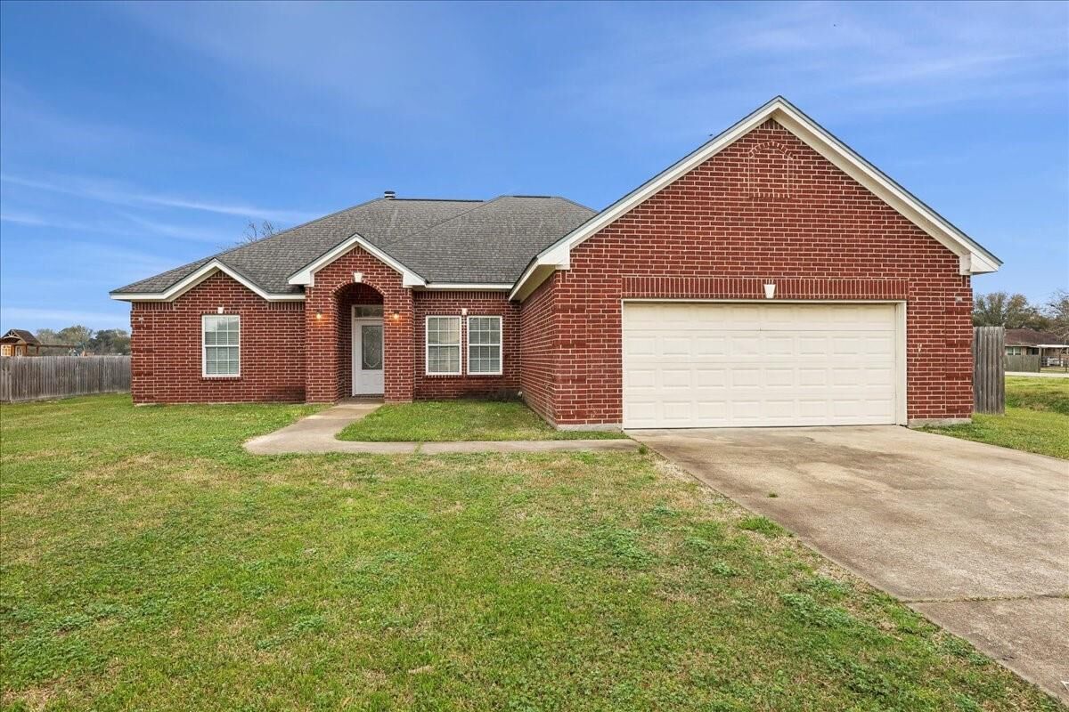 Property Photo:  500 Larry Ward Drive  TX 77611 