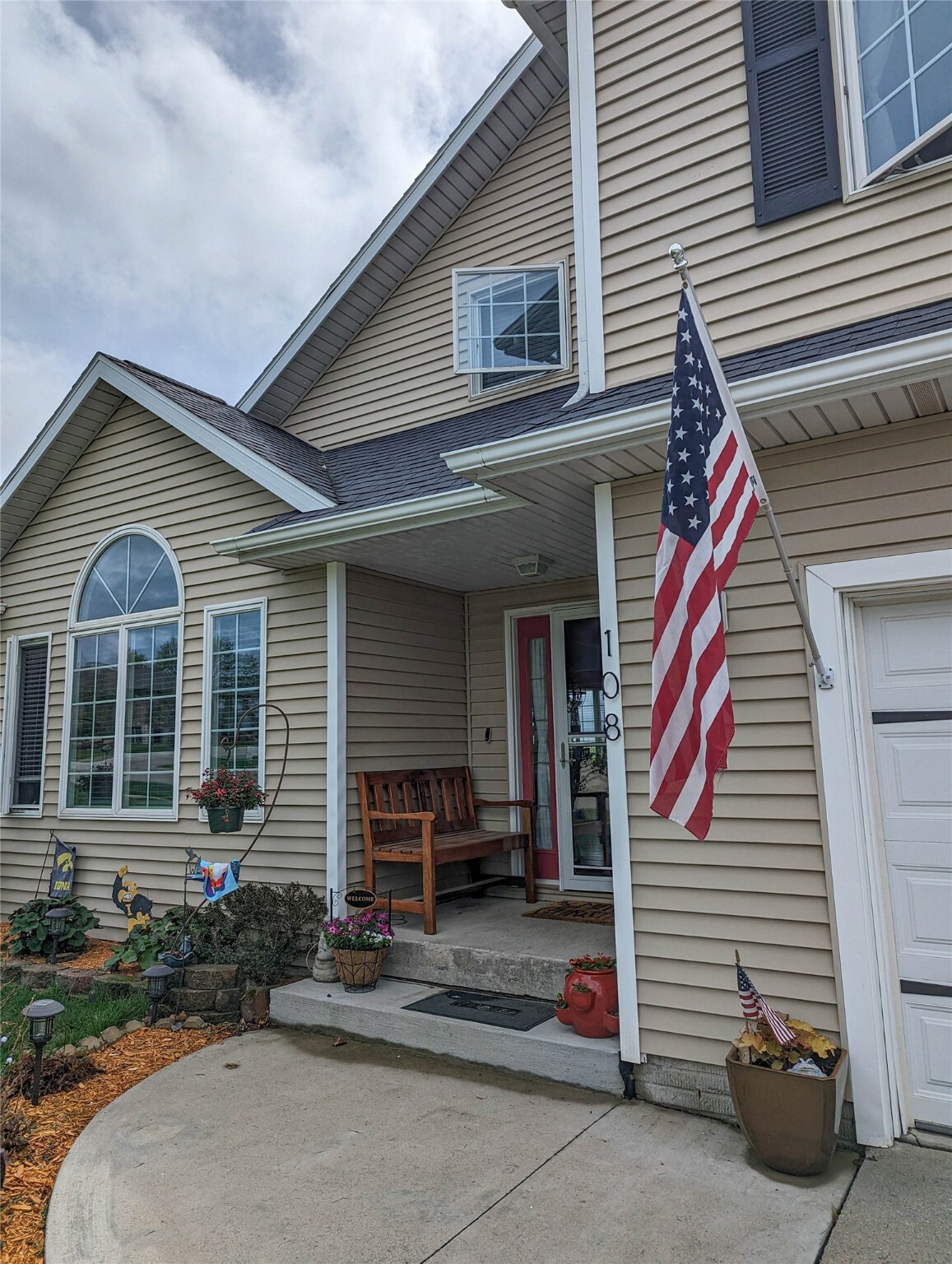 Property Photo: 108 Golfview Drive IA 50213