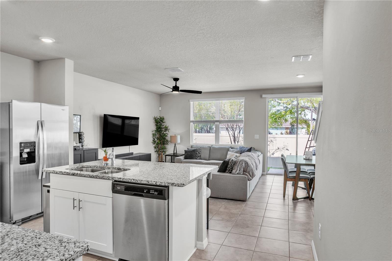 Property Photo: 2718 Chestnut Creek Place FL 33510