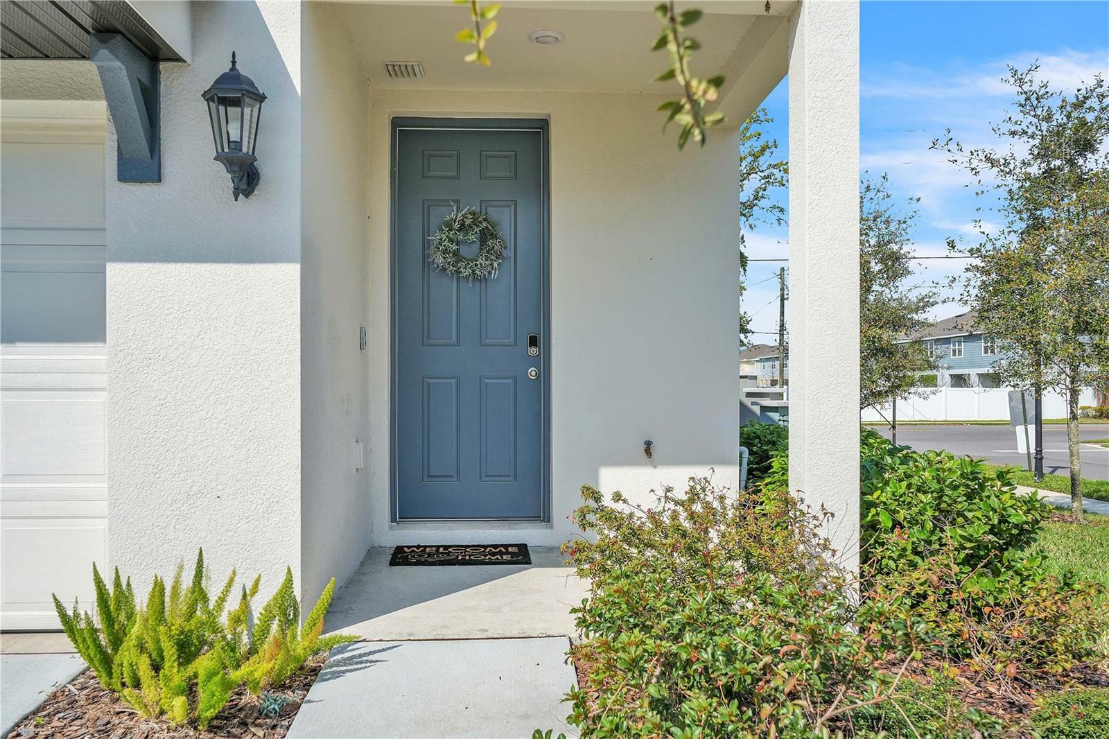 Property Photo:  2718 Chestnut Creek Place  FL 33510 