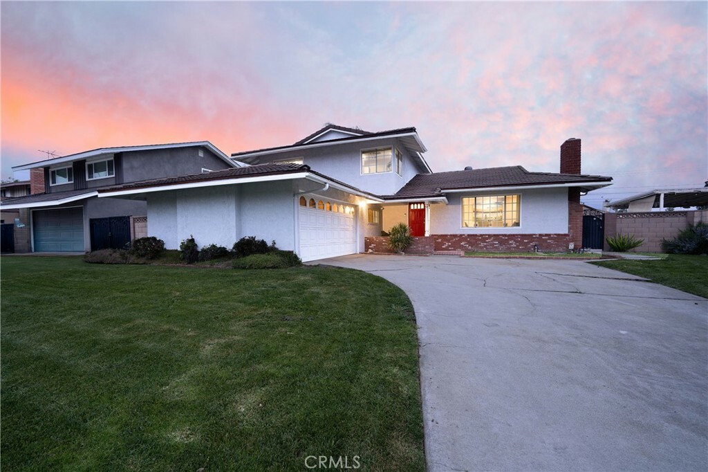 Property Photo: 15615 Pintura Dr CA 91745