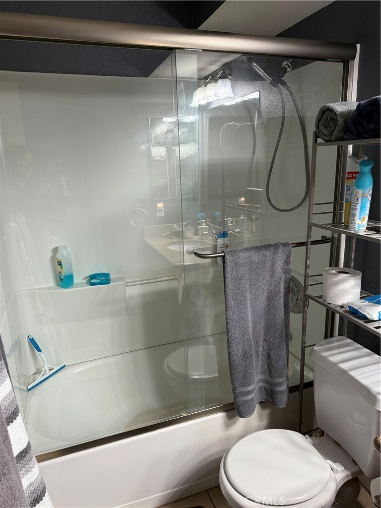 Property Photo: 101 S Spruce Street 103 CA 92025