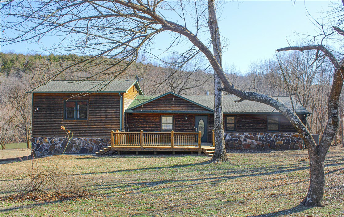 Property Photo:  725 County Road 455  AR 72616 