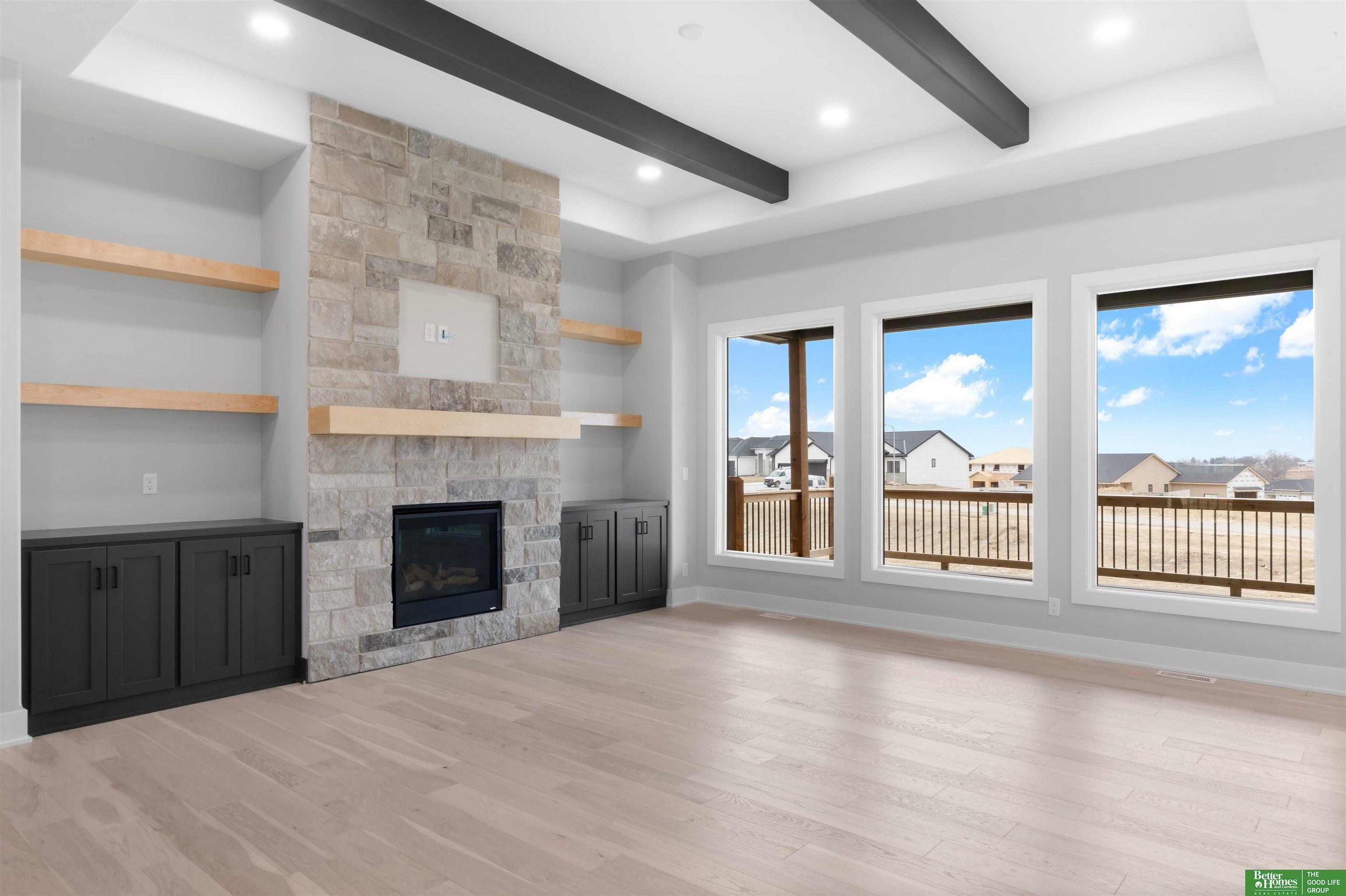 Property Photo: 5816 N 198th Street NE 68022