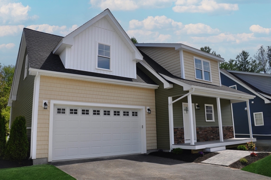 Property Photo: 29 Willow Pond Circle 29 MA 02053