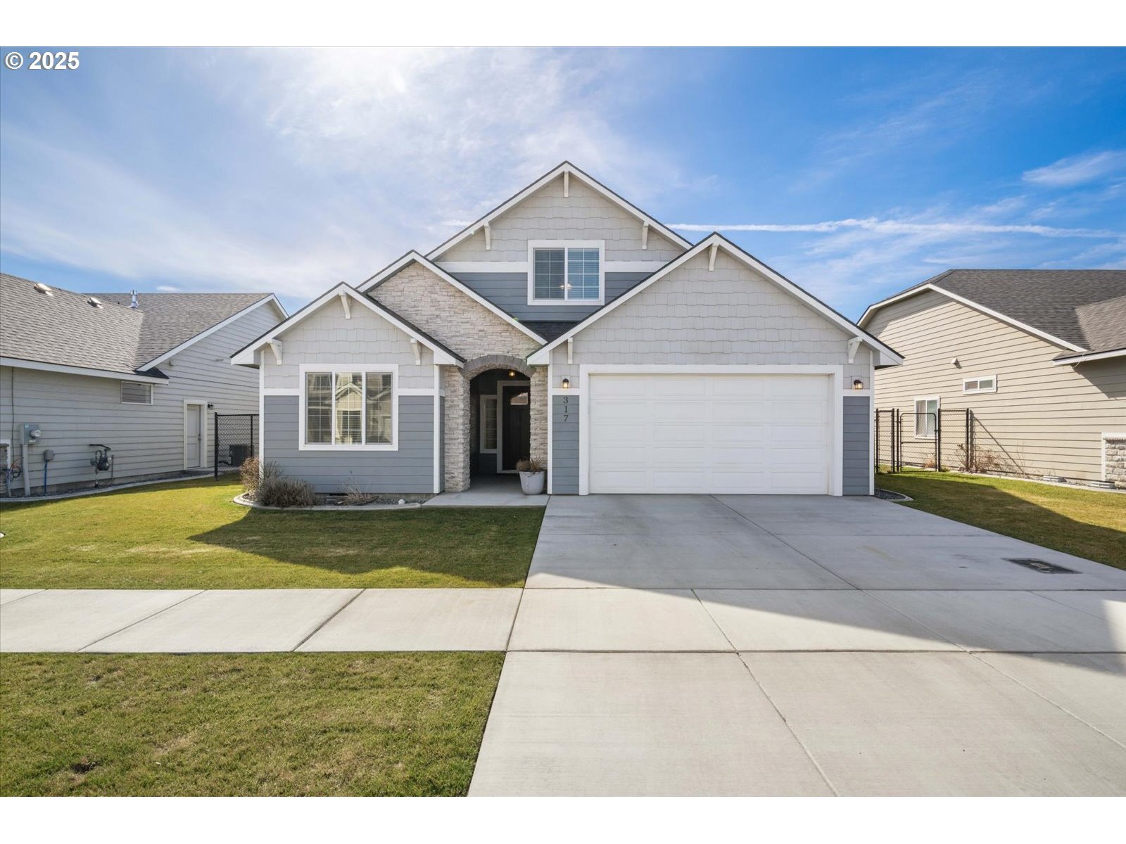 Property Photo:  317 Sage St  OR 97818 