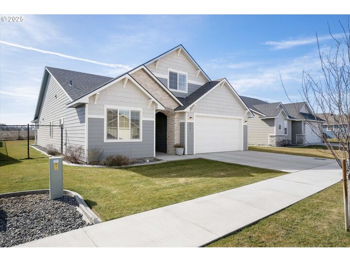 317 Sage St  Boardman OR 97818 photo